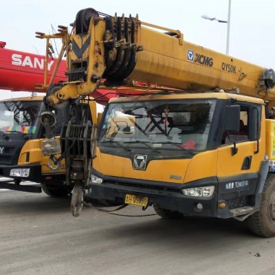 霍邱吊車租賃介紹了小型吊車即超重機