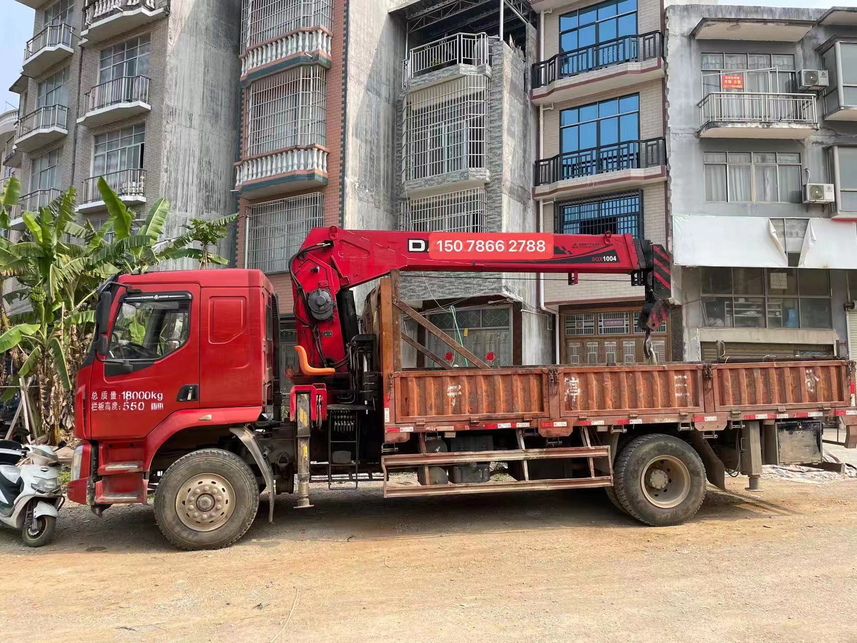 在吊車施工中安全事項至關重要，必須嚴格遵守！-- 靖西市杰特吊裝有限責任公司