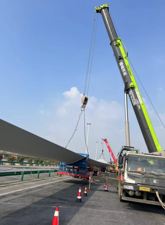 永修吊車租賃時如何選擇吊車類型？這五點可以幫你-- 永修縣建峰吊裝吊車出租服務公司