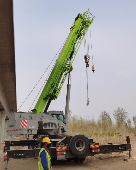 長時間不使用吊車有什么危險？-- 霸州市祥泰建筑機械設備租賃有限公司