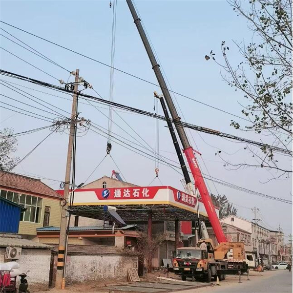 為什么越來越多的人選擇益陽吊車出租-- 益陽市巨科工程機械租賃有限公司