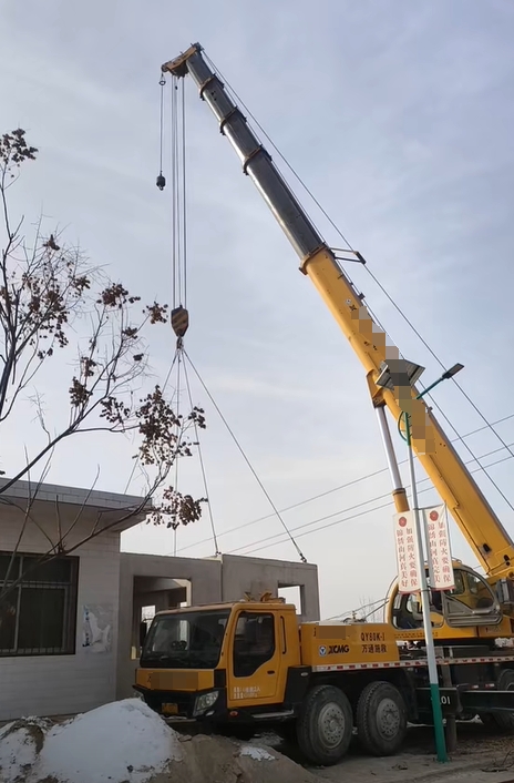 面對城市軌道交通施工，吊車吊裝怎樣避免影響線路運行？-- 華亭市暢速吊裝服務(wù)中心