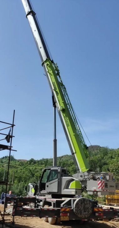 怎樣選擇合適的吊車吊鉤以適應不同類型貨物的吊裝？-- 華亭市暢速吊裝服務中心