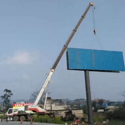 折臂吊在高層建筑施工中有哪些獨特優