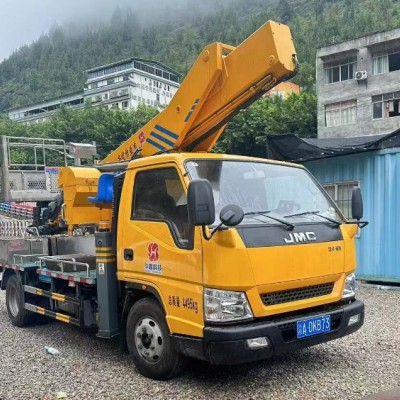 高空作業(yè)車在建筑維護(hù)中起著怎樣的作