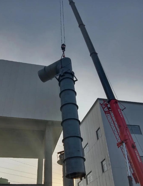 大型建筑工程需何種噸位吊車才匹配？-- 九江市信泰工程機械有限公司