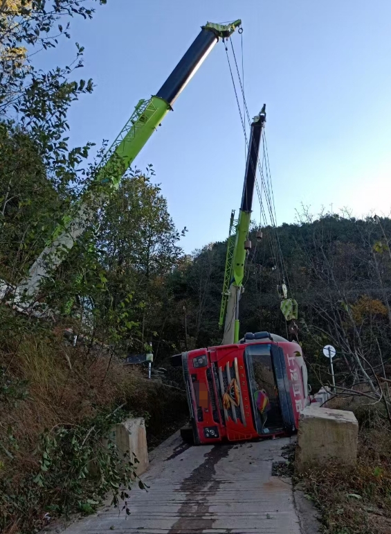 租賃吊車進行吊裝作業需提前幾天聯系吊裝公司預約？-- 河池市宜州區勝榮吊裝服務中心