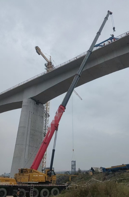 在廣西來賓市租賃吊車貴不貴，哪些因素會影響租賃費用？-- 來賓市興順吊裝服務中心