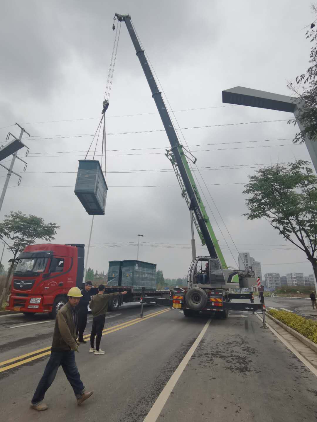 如何選擇靠譜的惠州吊車出租公司？-- 惠州市勝泰大件吊裝運輸