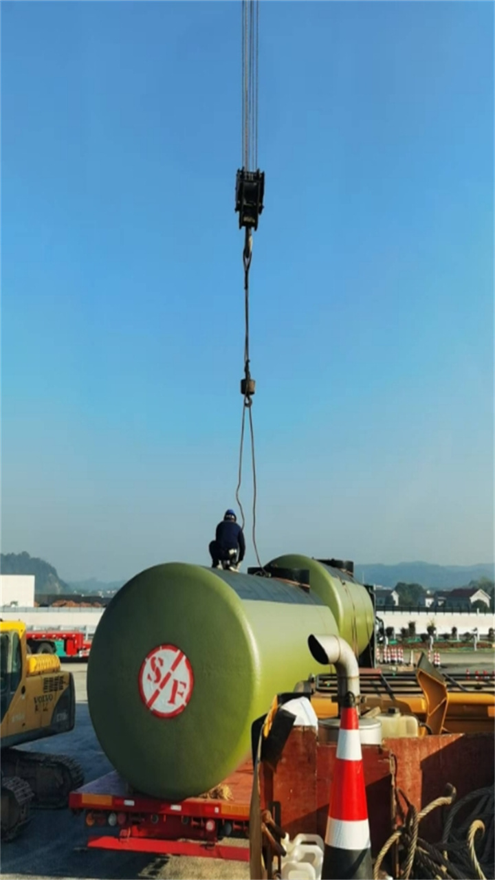 解析吊車在橋梁建設中適應不同天氣的方法！-- 臨汾洪洞建輝吊車吊裝服務中心