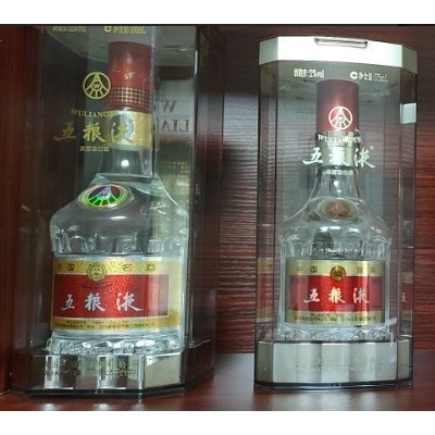 成都茅臺(tái)酒回收講解品嘗老酒的方法有