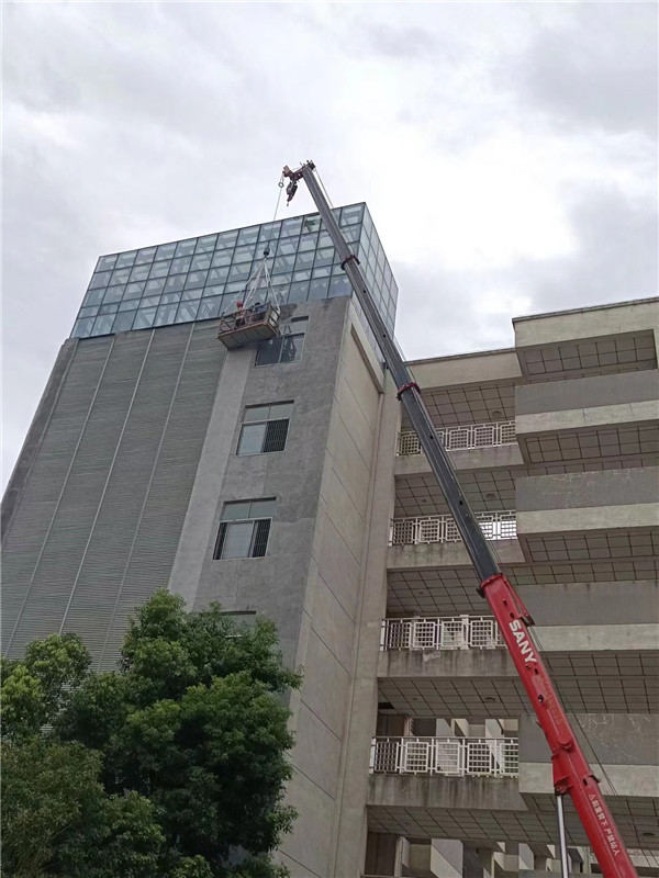 金寨吊車吊臂工作不運行：原因剖析與解決方案-- 金寨縣鼎力吊車出租有限公司