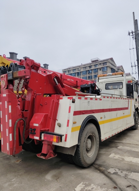 高空作業車出租如何保障安全？新化用戶必看指南！-- 新化縣志為吊裝服務有限公司